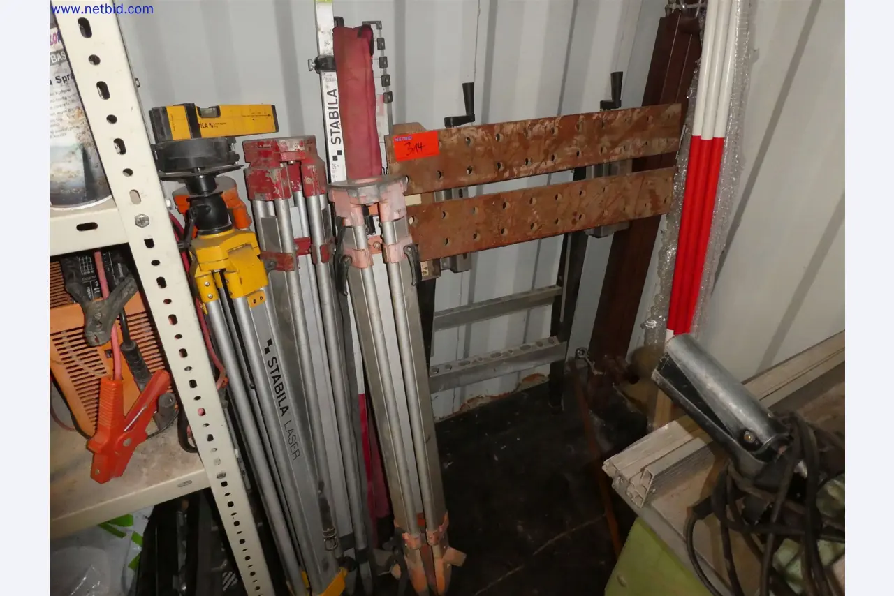 Machines de jardinage, pelles, véhicules de chantier & machines forestières-1