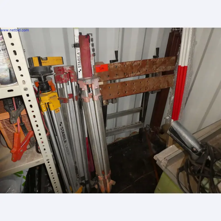 Machines de jardinage, pelles, véhicules de chantier & machines forestières-1