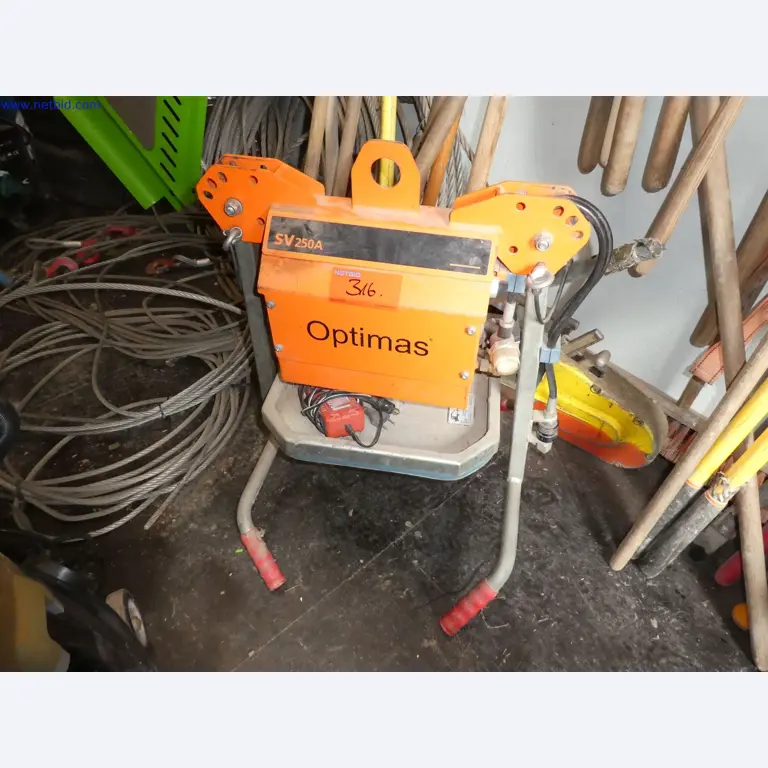 Machines de jardinage, pelles, véhicules de chantier & machines forestières-1