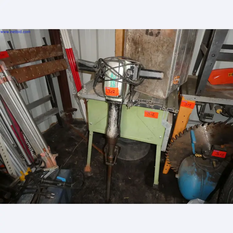 Machines de jardinage, pelles, véhicules de chantier & machines forestières-1