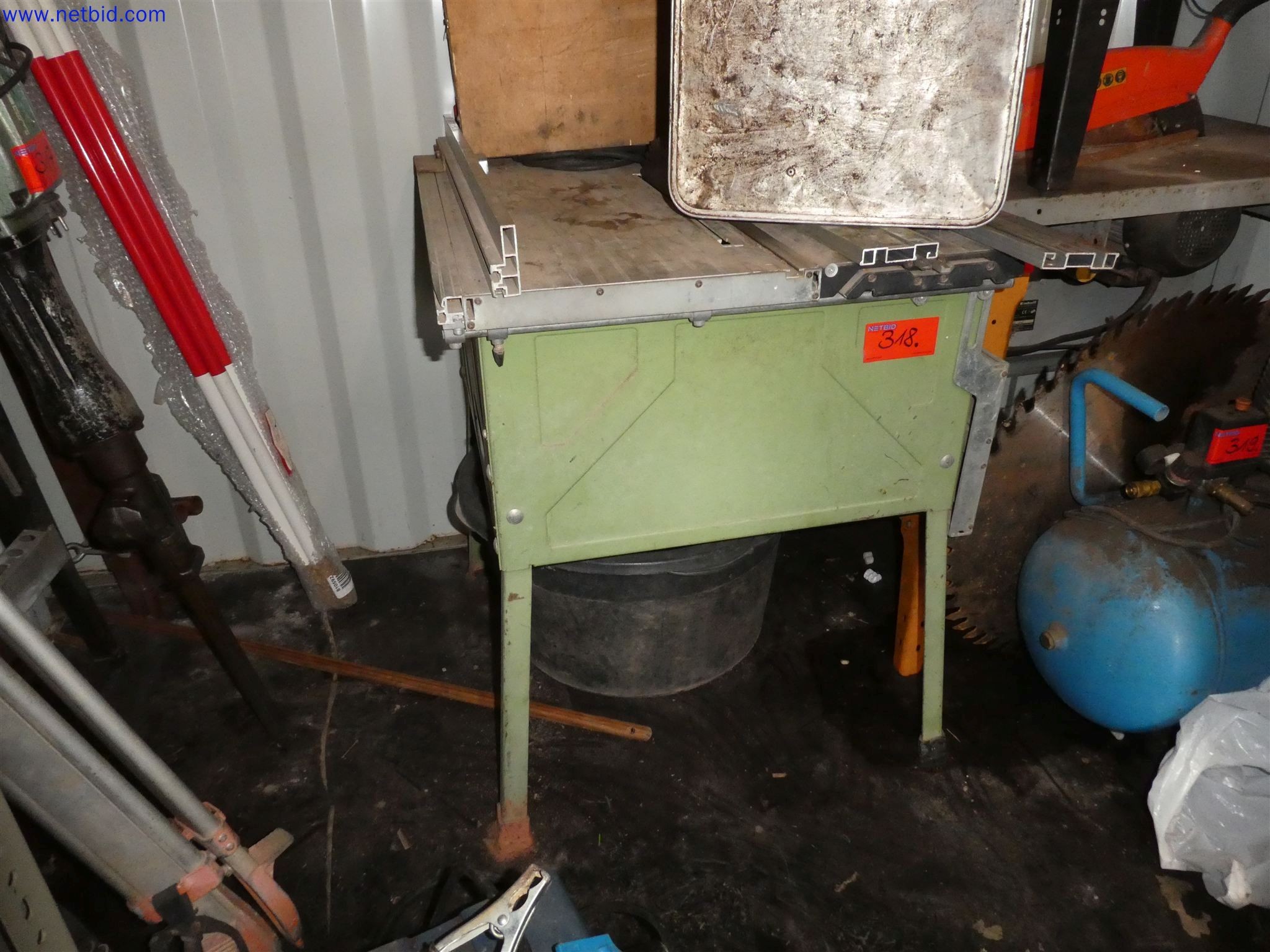 Machines de jardinage, pelles, véhicules de chantier & machines forestières-1