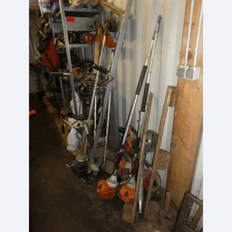 Machines de jardinage, pelles, véhicules de chantier & machines forestières-9
