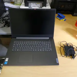Notebook Lenovo V17 G2 ITL