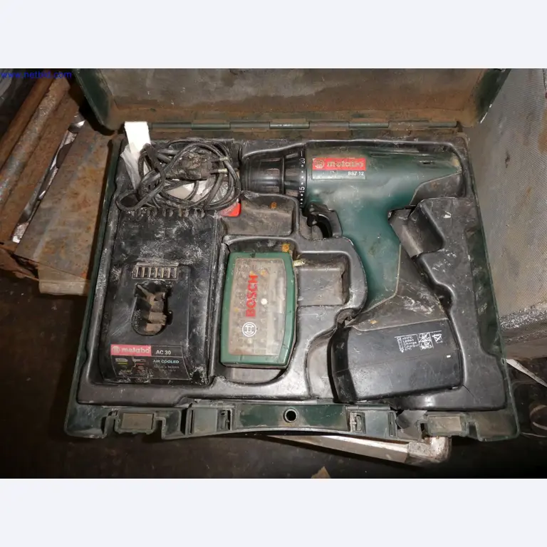 Machines de jardinage, pelles, véhicules de chantier & machines forestières-11