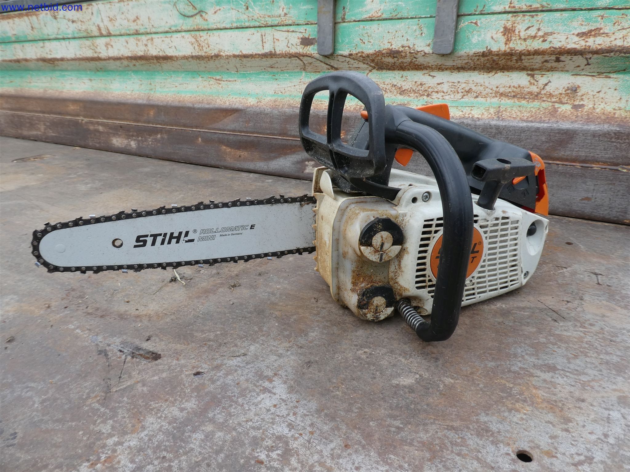Machines de jardinage, pelles, véhicules de chantier & machines forestières-1