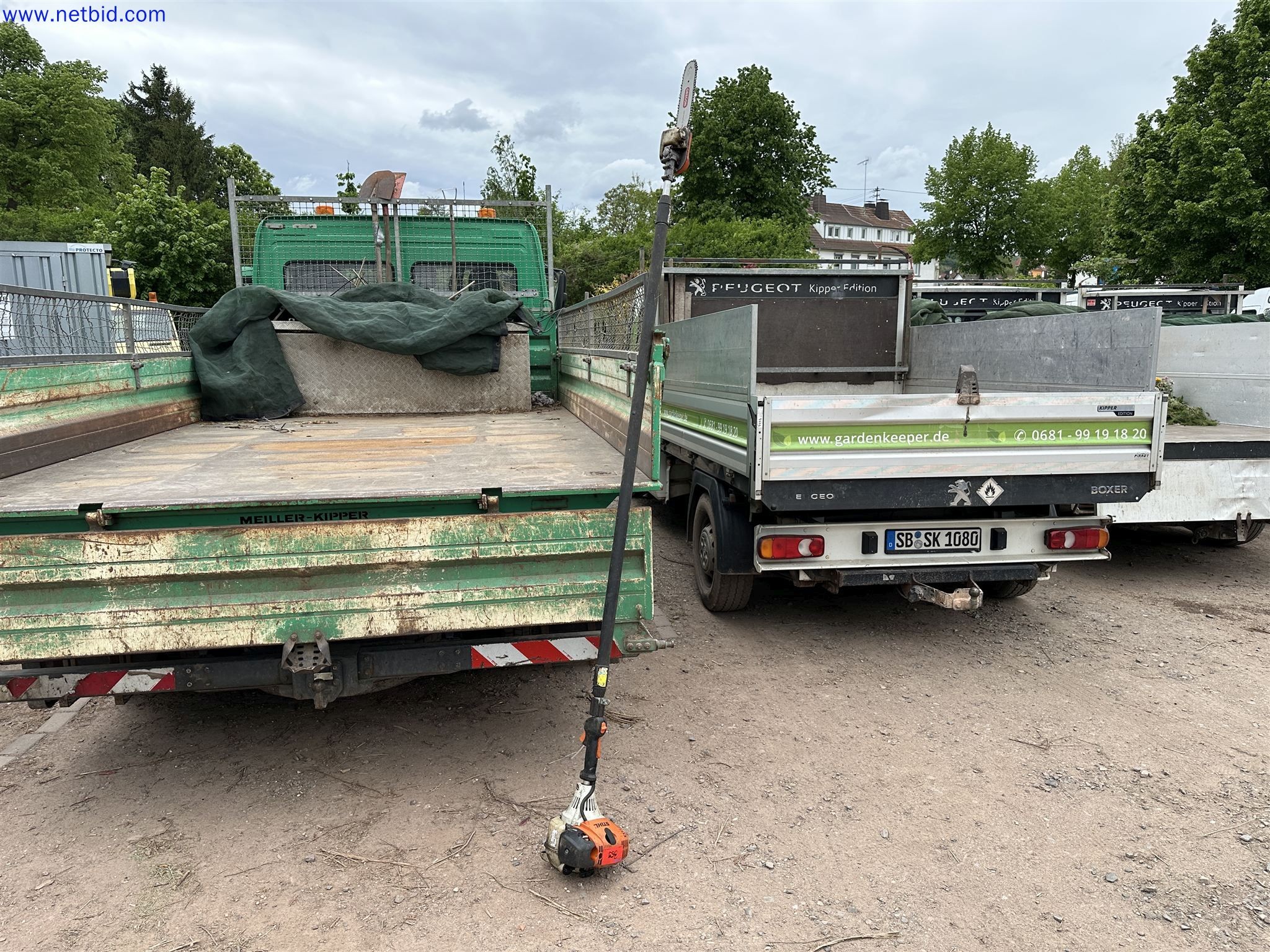 Machines de jardinage, pelles, véhicules de chantier & machines forestières-1