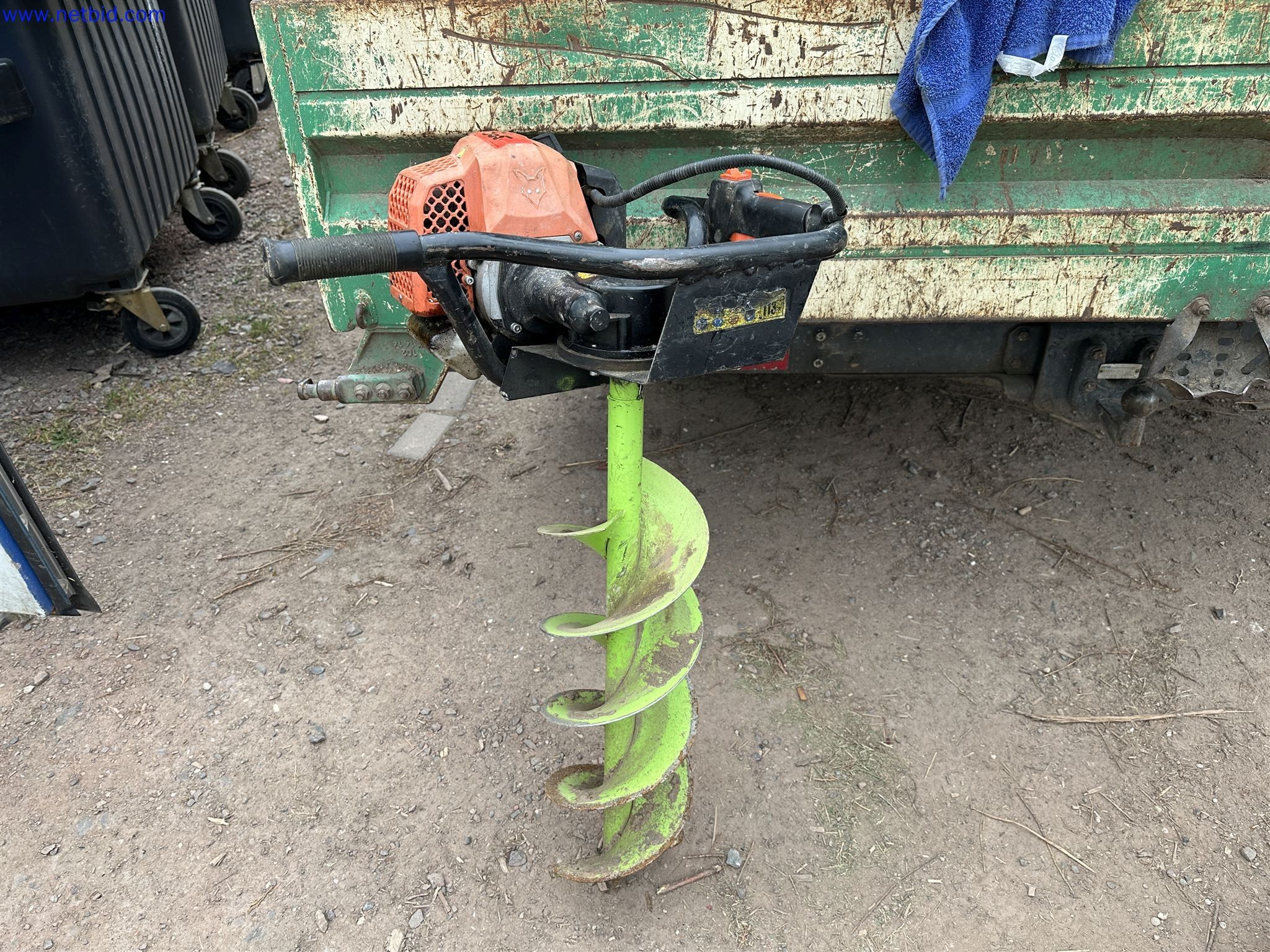 Machines de jardinage, pelles, véhicules de chantier & machines forestières-1