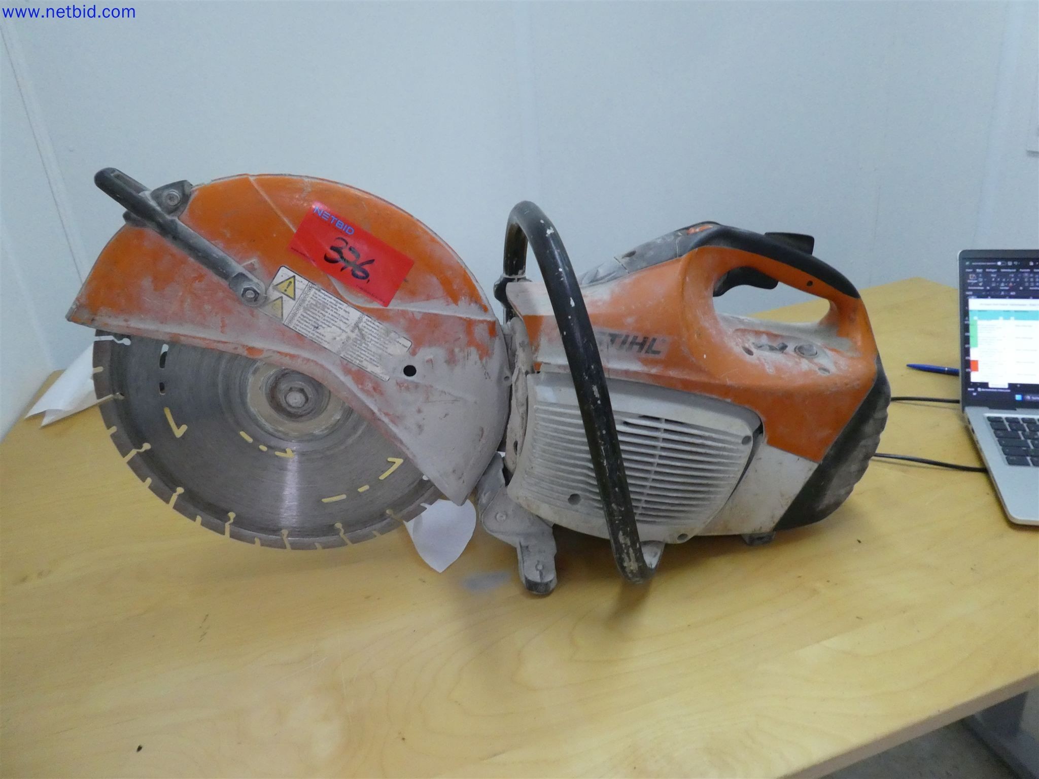 Machines de jardinage, pelles, véhicules de chantier & machines forestières-1