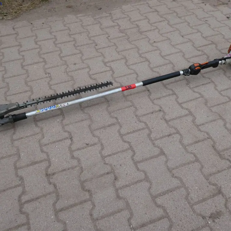 Taille-haies télescopique motorisé Stihl HL 94/K