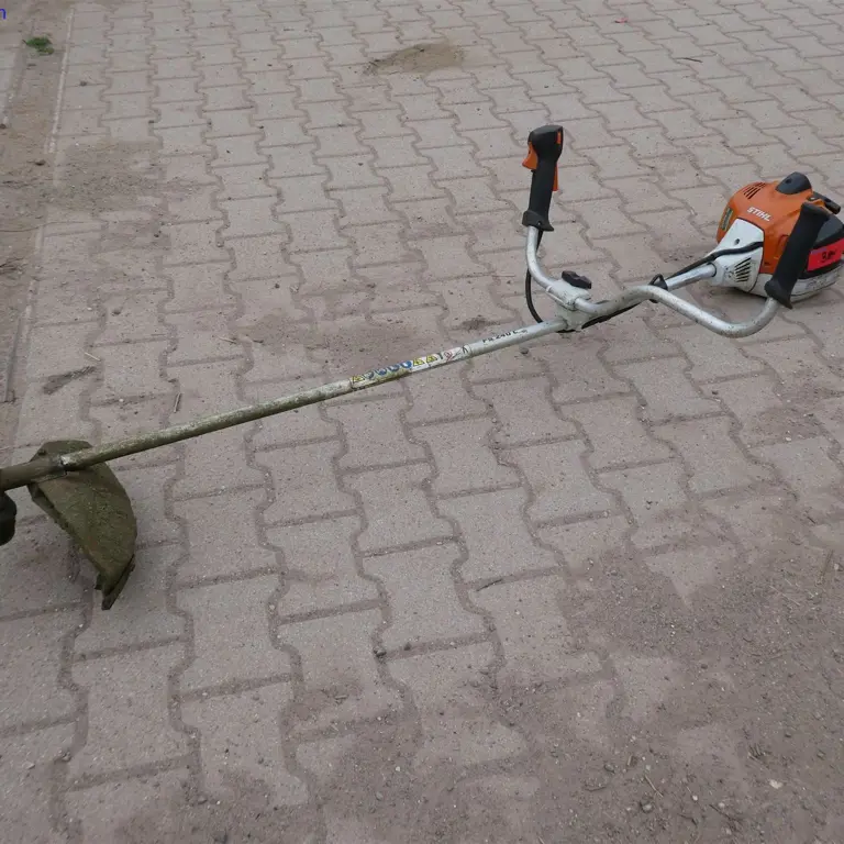 Débroussailleuse à moteur Stihl FS 240 C