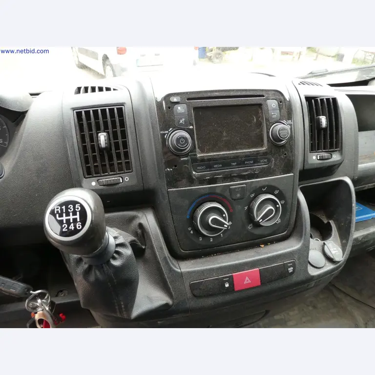 Horticultural machinery, excavators, construction vehicles & forestry machinery-19