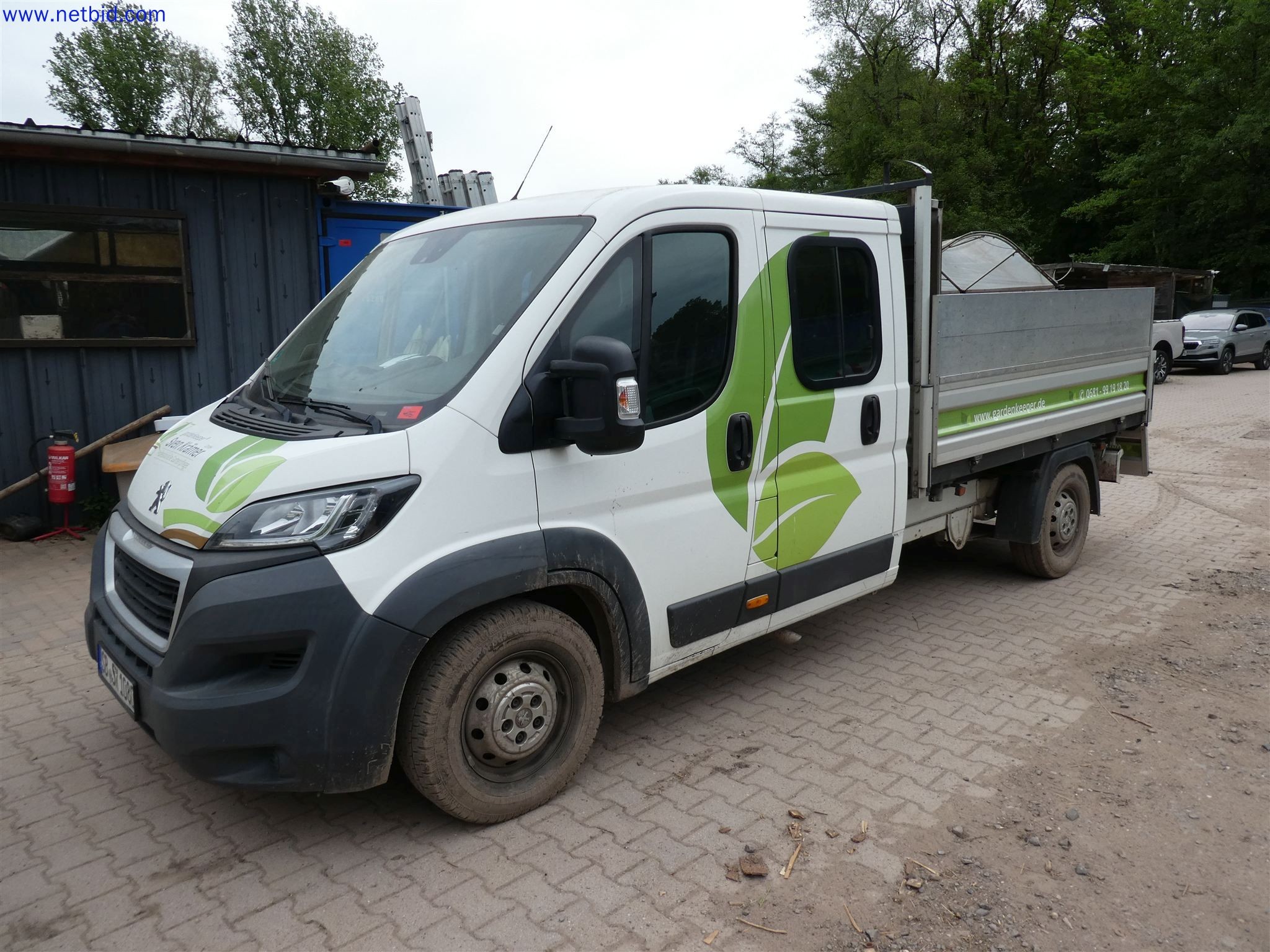 Machines de jardinage, pelles, véhicules de chantier & machines forestières-1