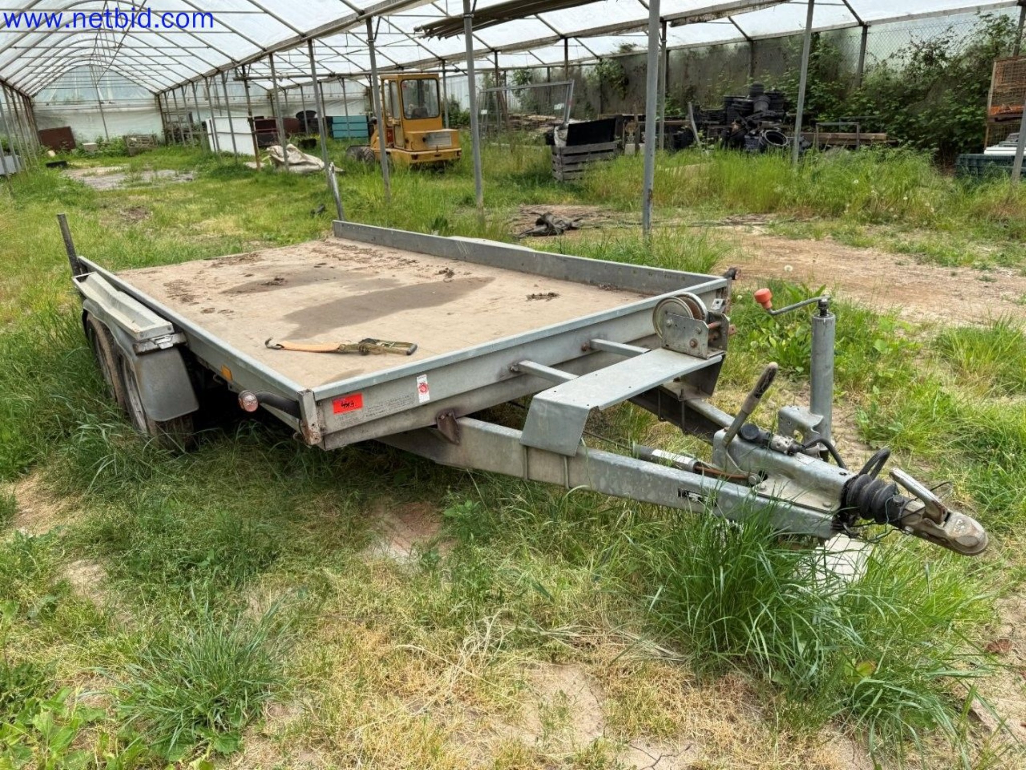 Machines de jardinage, pelles, véhicules de chantier & machines forestières-1