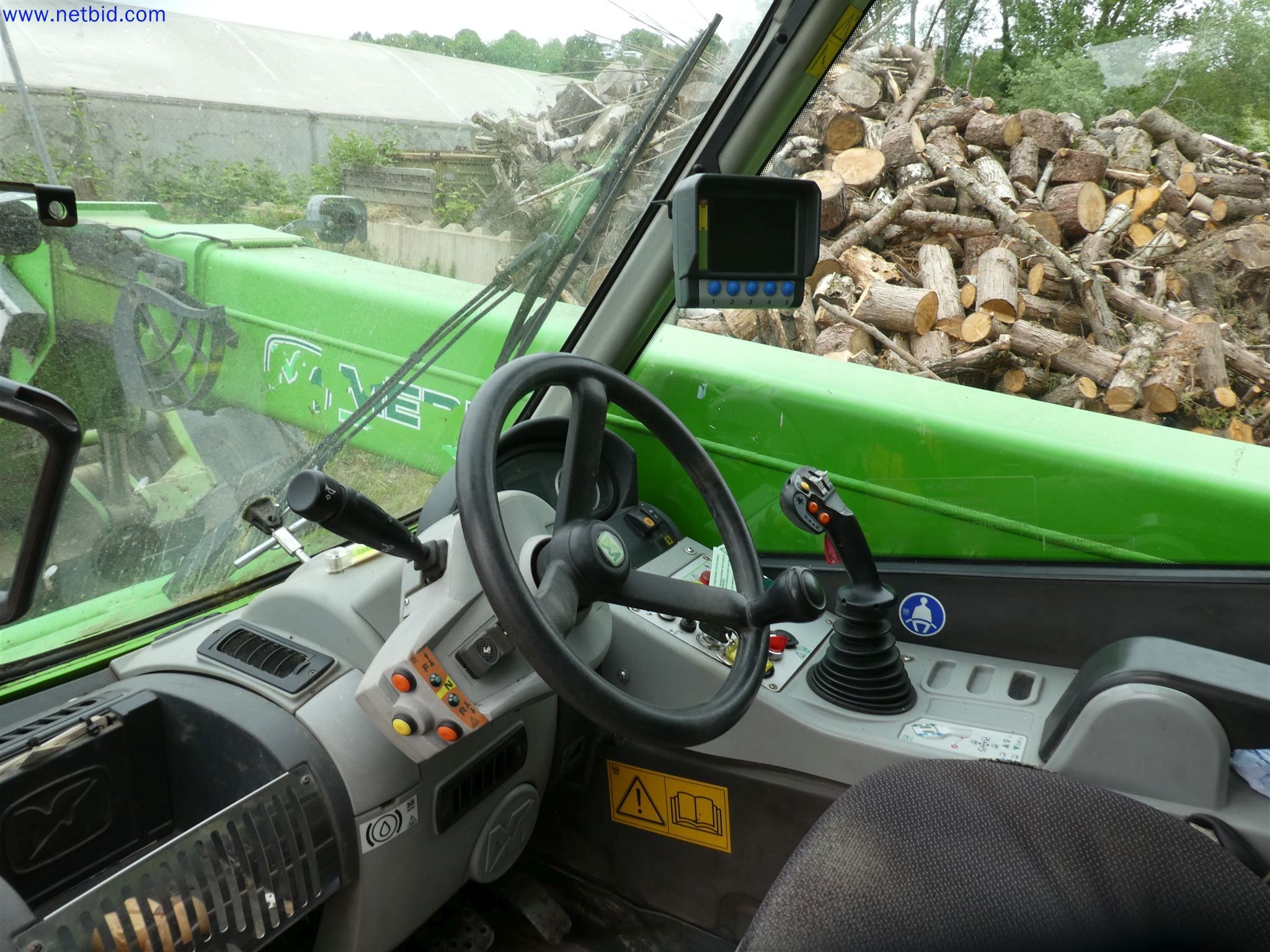 Machines de jardinage, pelles, véhicules de chantier & machines forestières-15