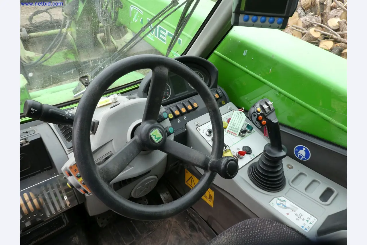 Machines de jardinage, pelles, véhicules de chantier & machines forestières-16