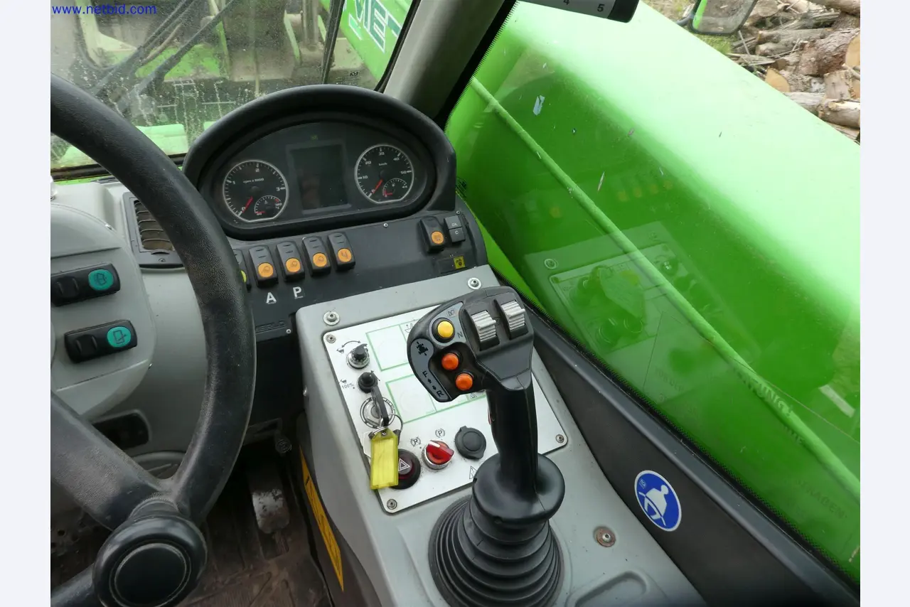 Machines de jardinage, pelles, véhicules de chantier & machines forestières-17