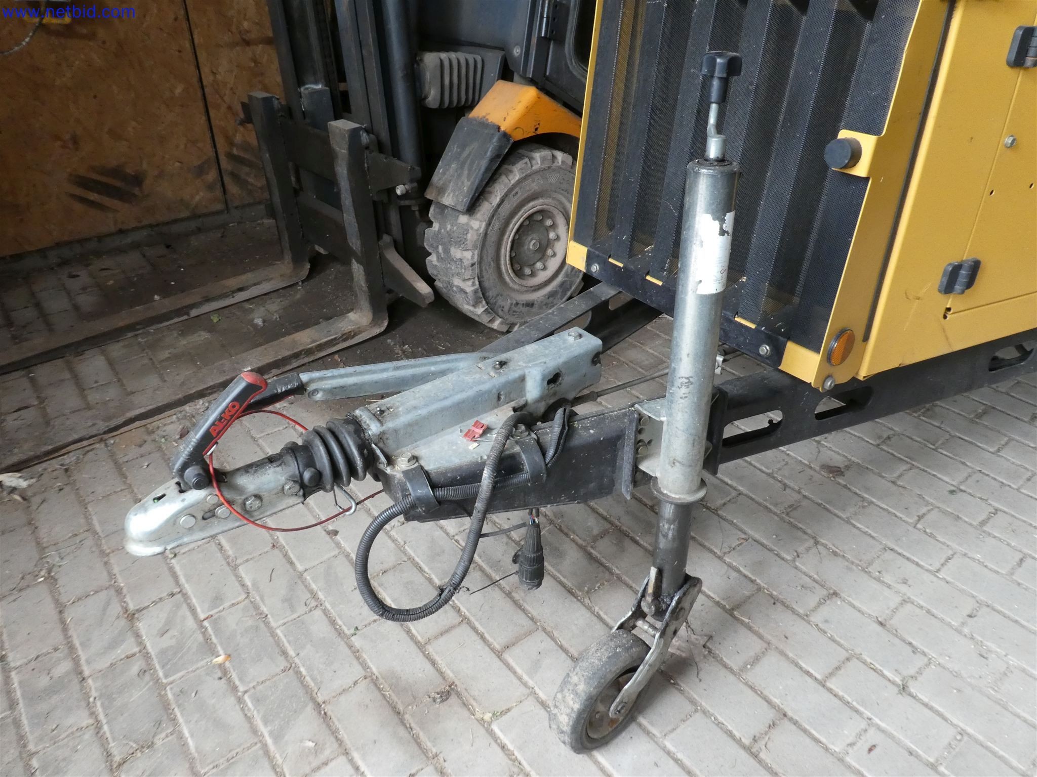 Machines de jardinage, pelles, véhicules de chantier & machines forestières-2