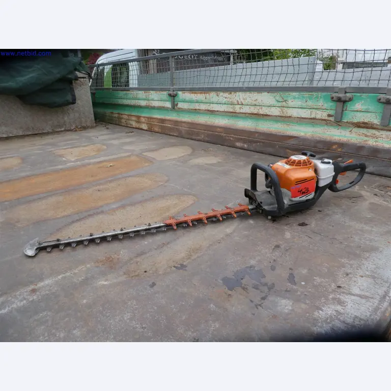 Machines de jardinage, pelles, véhicules de chantier & machines forestières-1