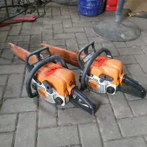2 Motorne verižne žage Stihl MS 170 2-MIX