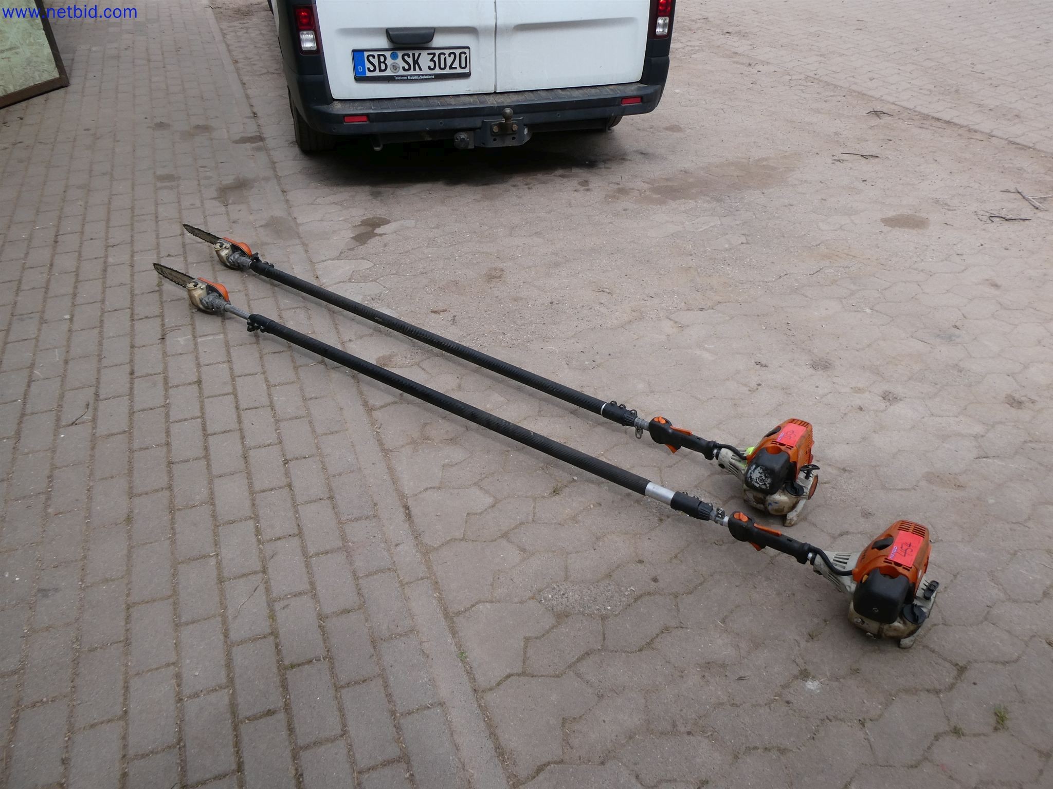 Machines de jardinage, pelles, véhicules de chantier & machines forestières-1