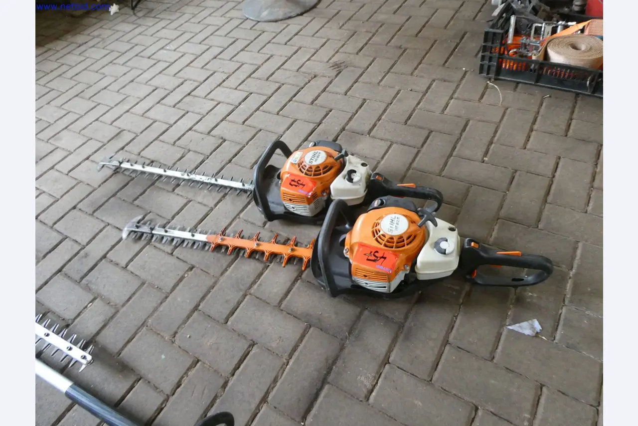Machines de jardinage, pelles, véhicules de chantier & machines forestières-1