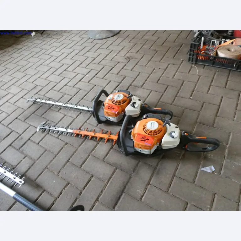 Machines de jardinage, pelles, véhicules de chantier & machines forestières-1