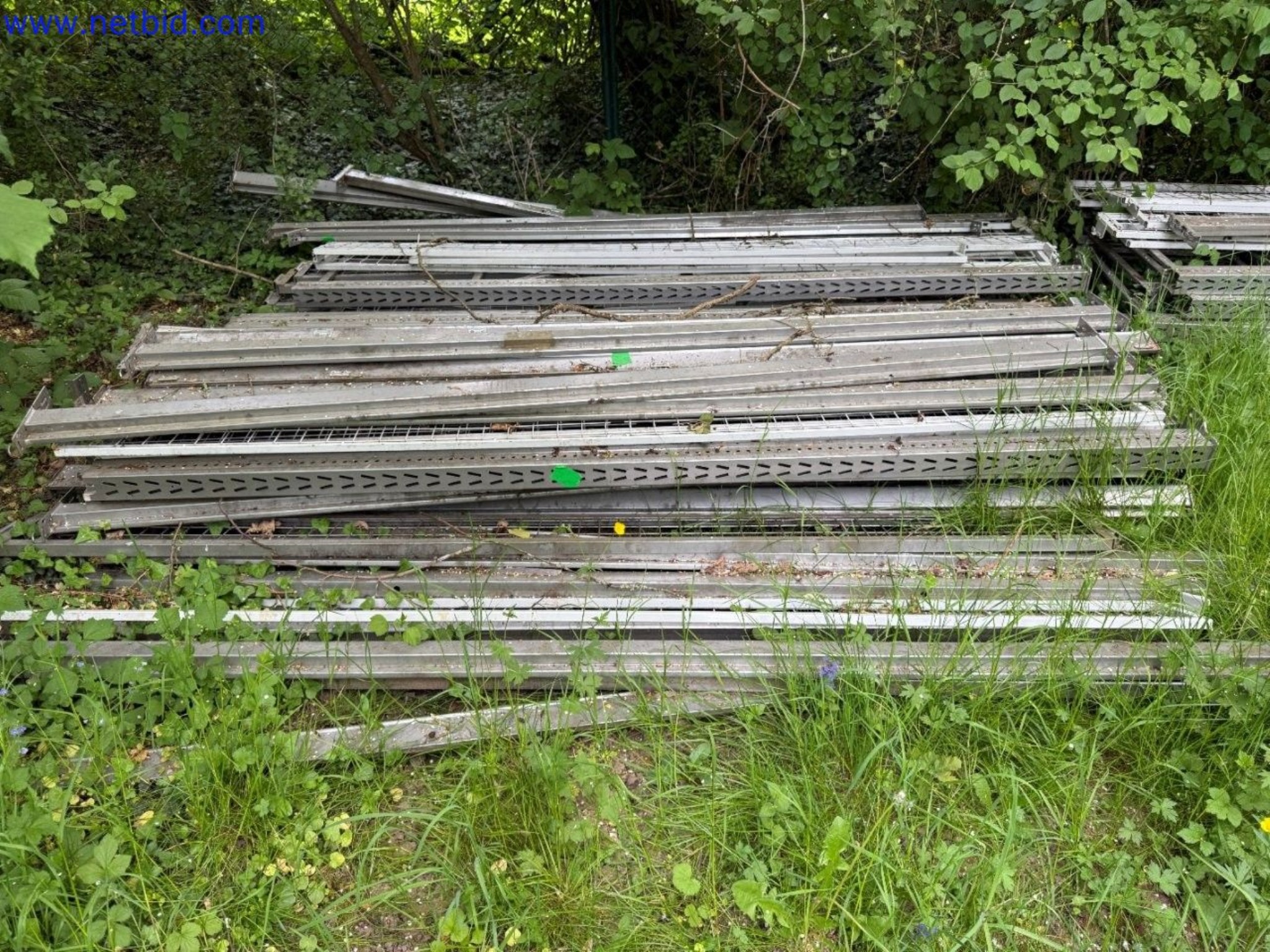 Machines de jardinage, pelles, véhicules de chantier & machines forestières-1