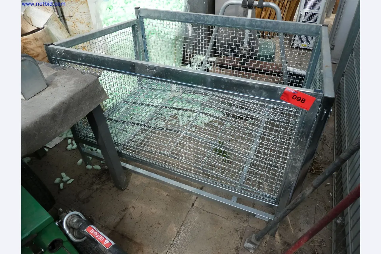 Machines de jardinage, pelles, véhicules de chantier & machines forestières-1