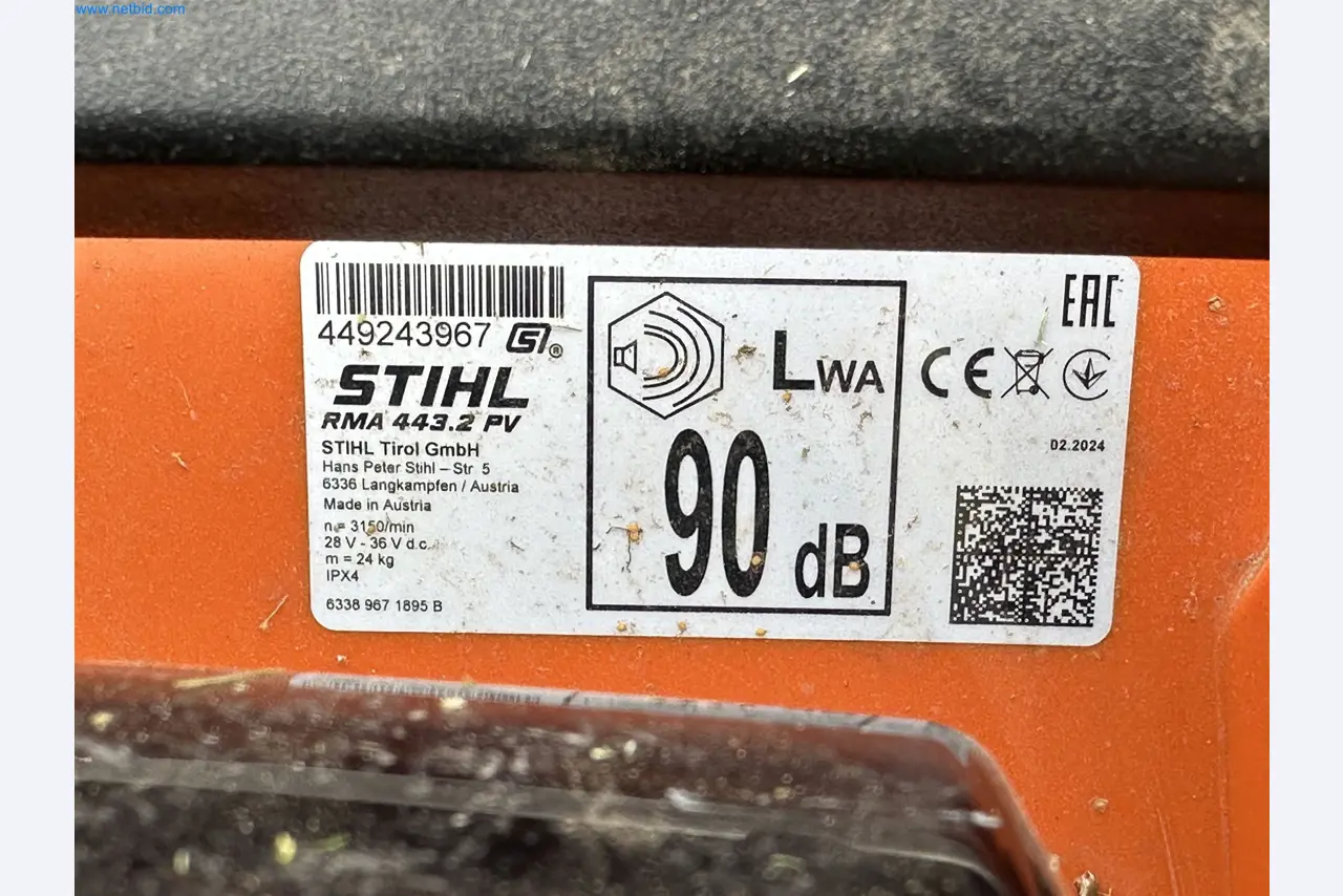 Zahradnické stroje, bagry, stavební vozidla a lesnické stroje-1