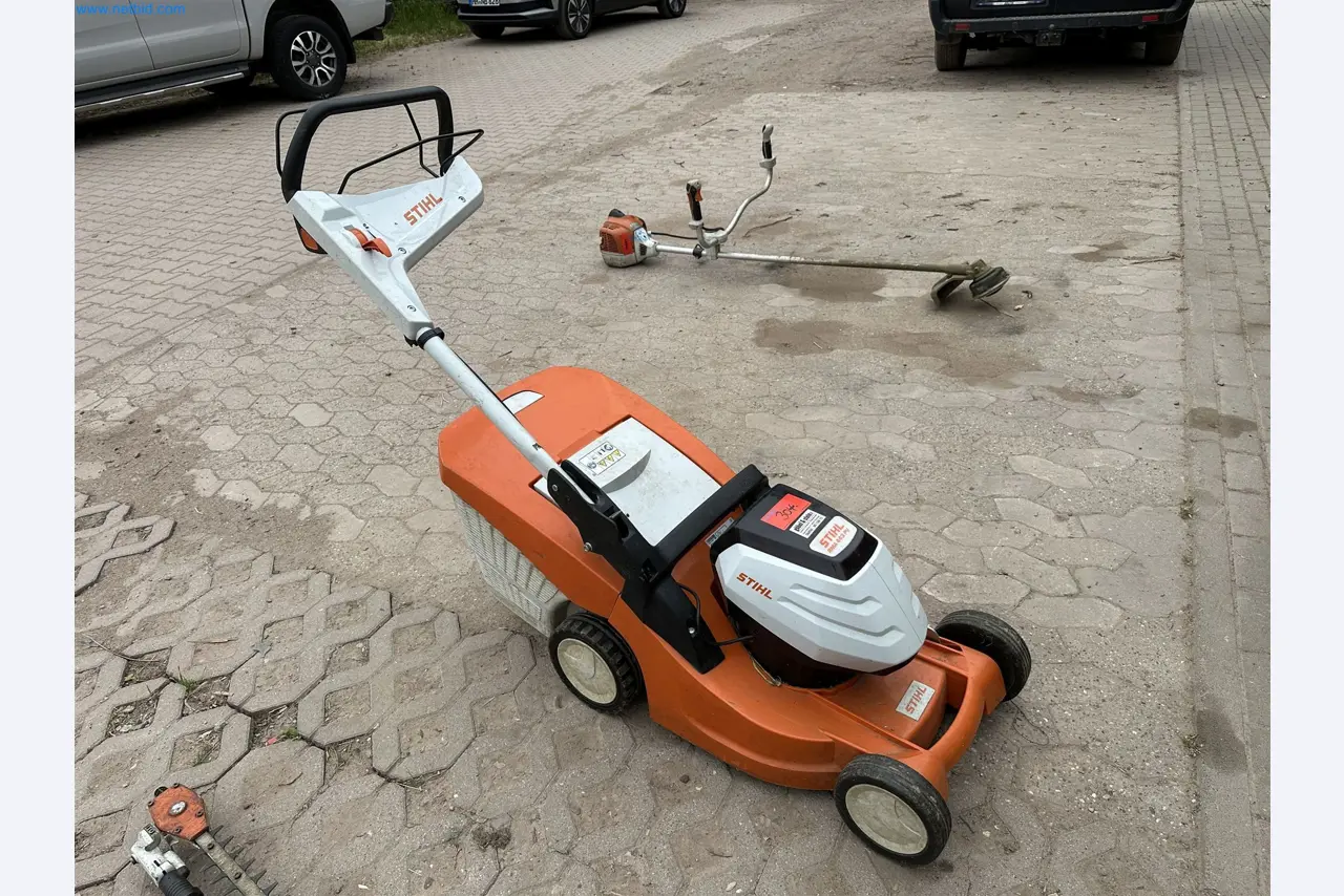 Zahradnické stroje, bagry, stavební vozidla a lesnické stroje-2