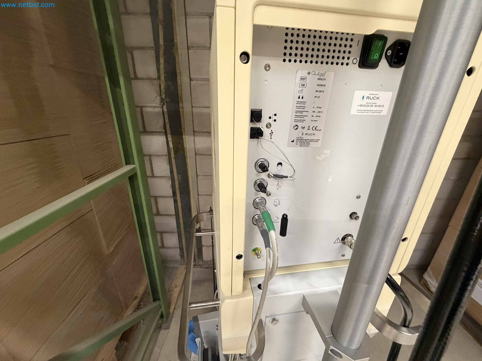 Medical devices for ophthalmology from a Swiss hospital-8