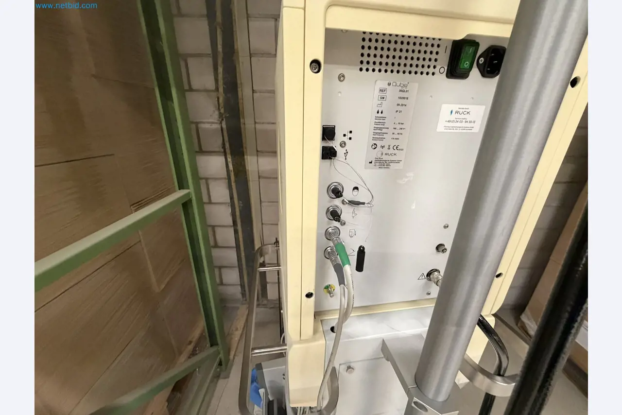 Medical devices for ophthalmology from a Swiss hospital-8