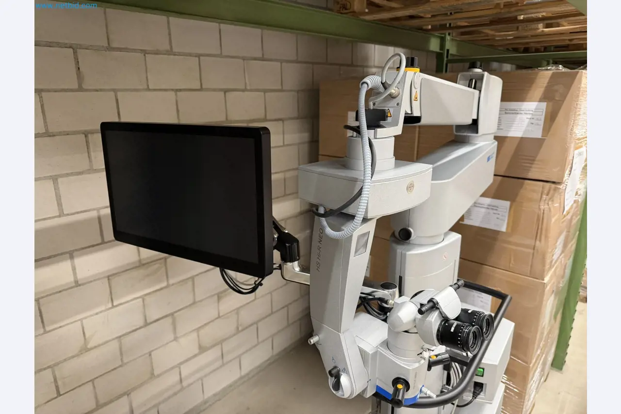 Medical devices for ophthalmology from a Swiss hospital-10