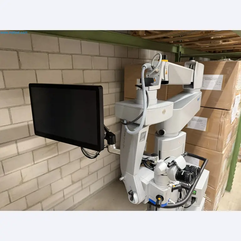 Medical devices for ophthalmology from a Swiss hospital-10