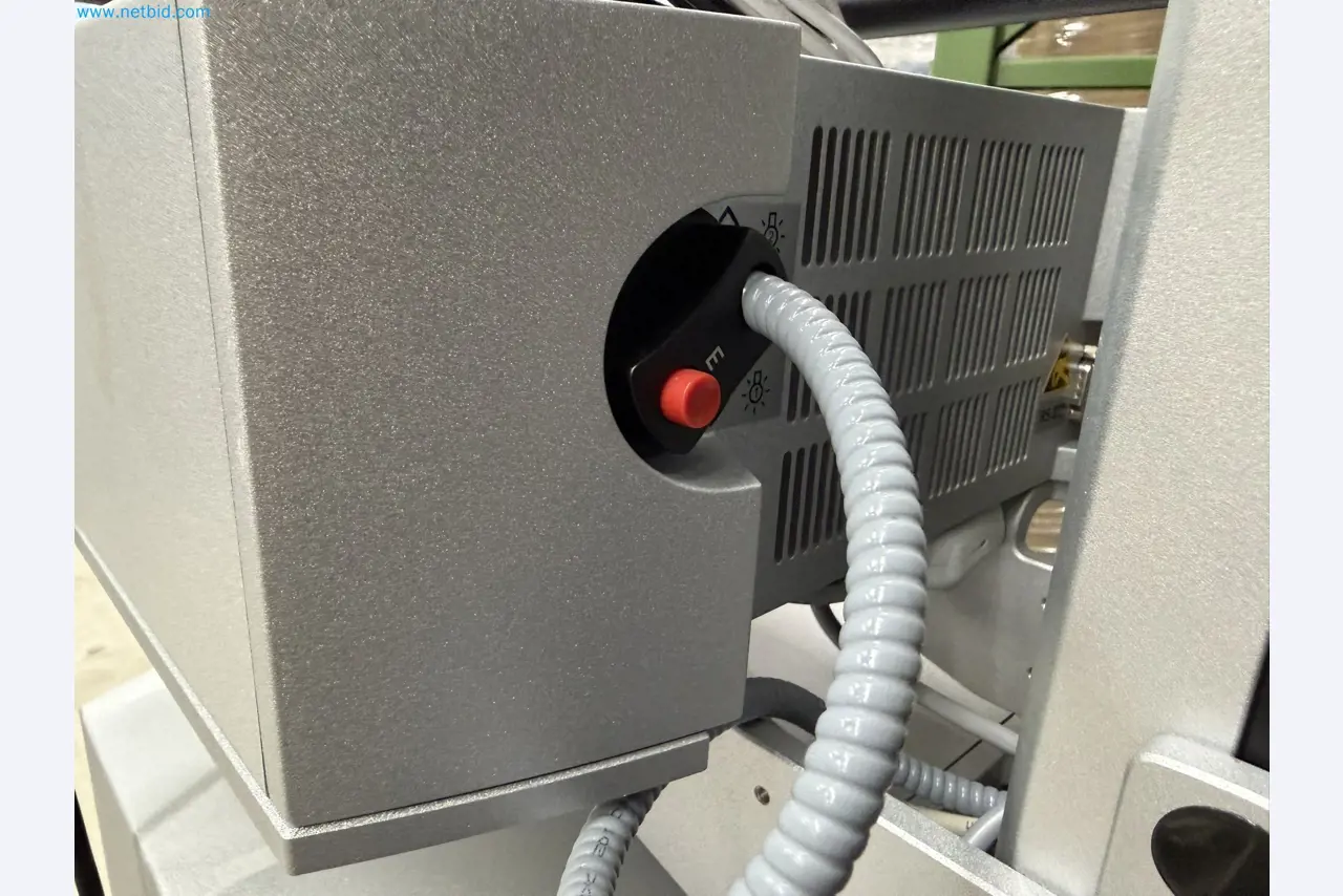 Medical devices for ophthalmology from a Swiss hospital-15