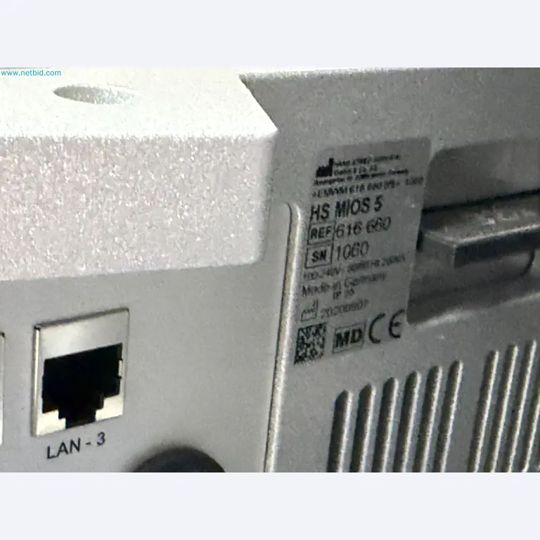 Medical devices for ophthalmology from a Swiss hospital-19