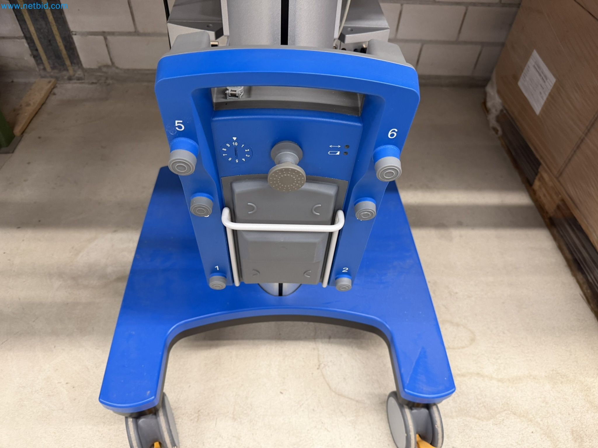 Medical devices for ophthalmology from a Swiss hospital-3