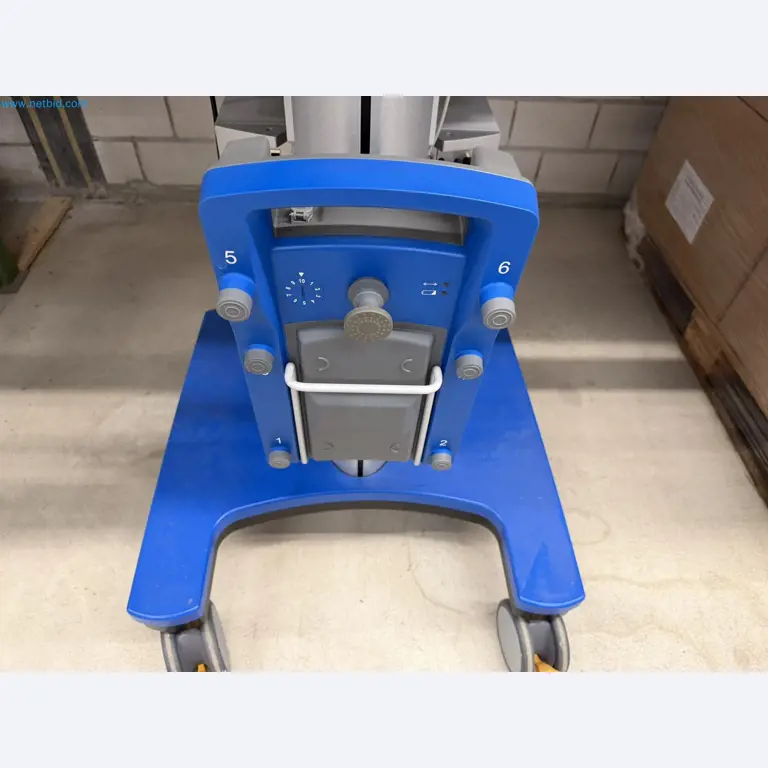 Medical devices for ophthalmology from a Swiss hospital-3