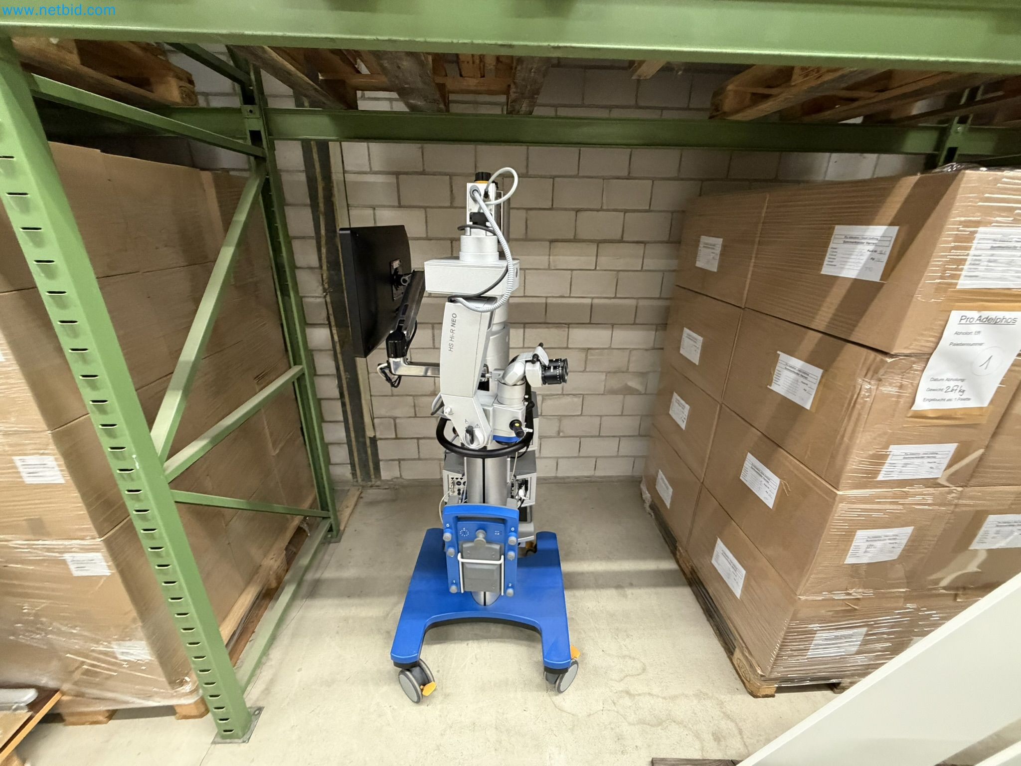 Medical devices for ophthalmology from a Swiss hospital-5