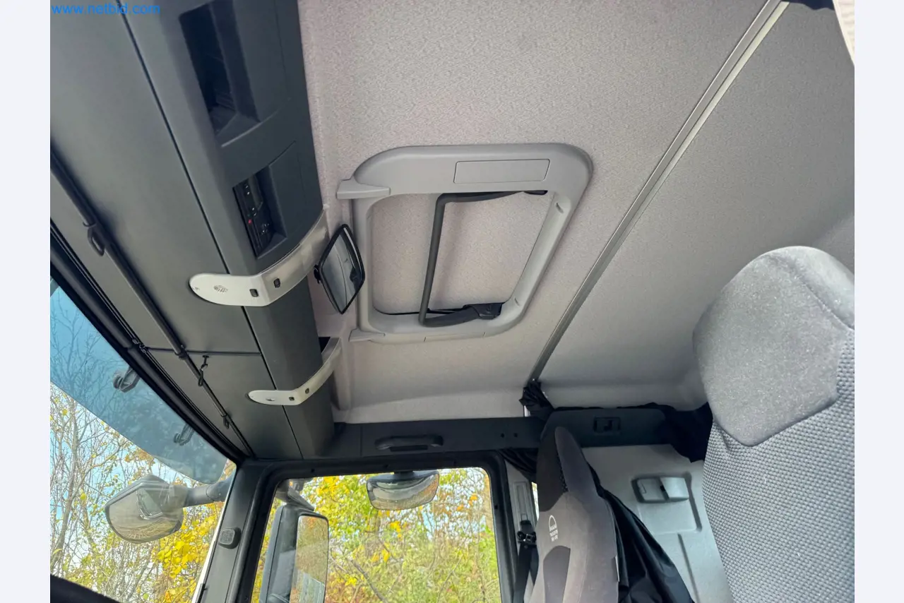 Machines and vehicles of a stage and building services engineering company-107