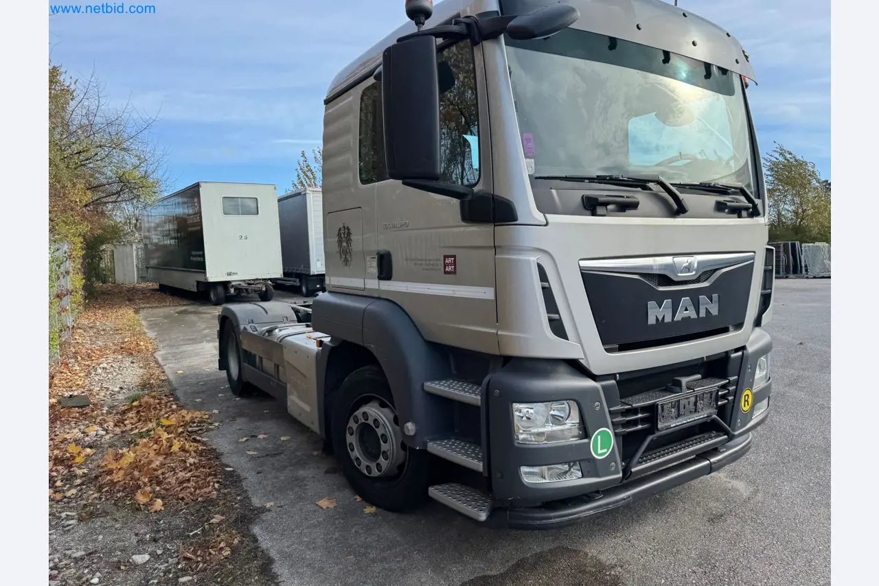 Machines and vehicles of a stage and building services engineering company-10