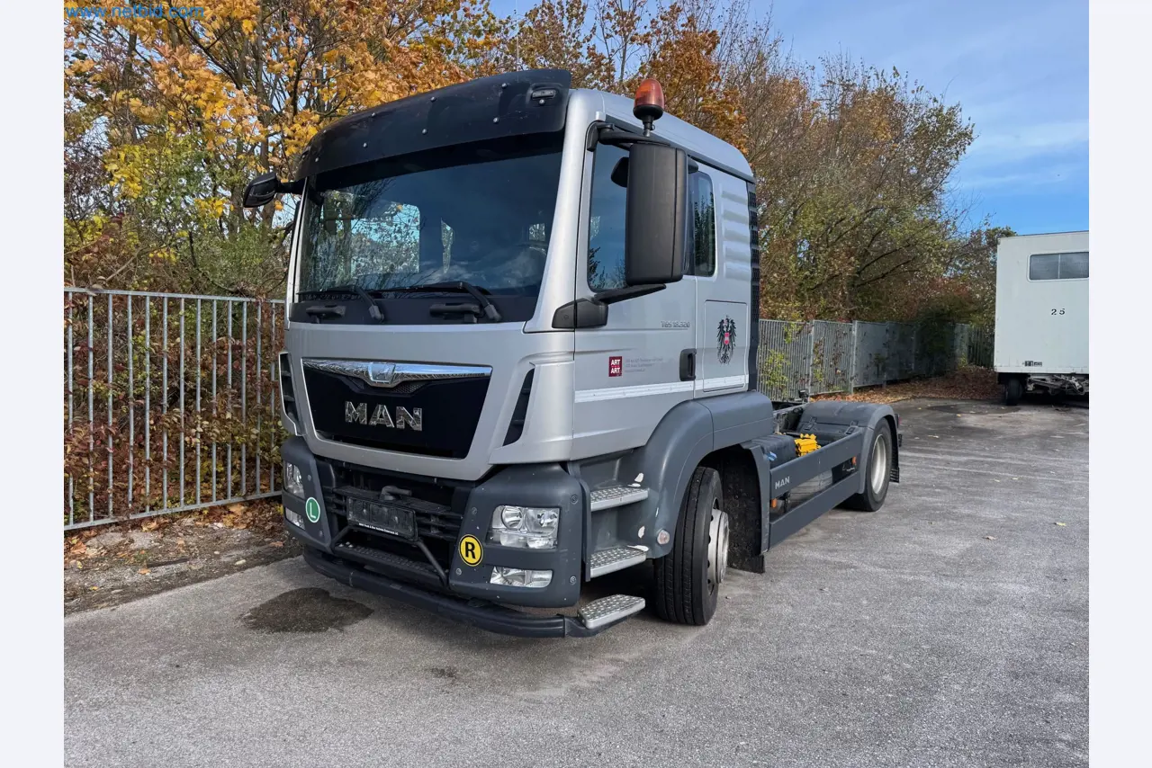 Machines and vehicles of a stage and building services engineering company-128