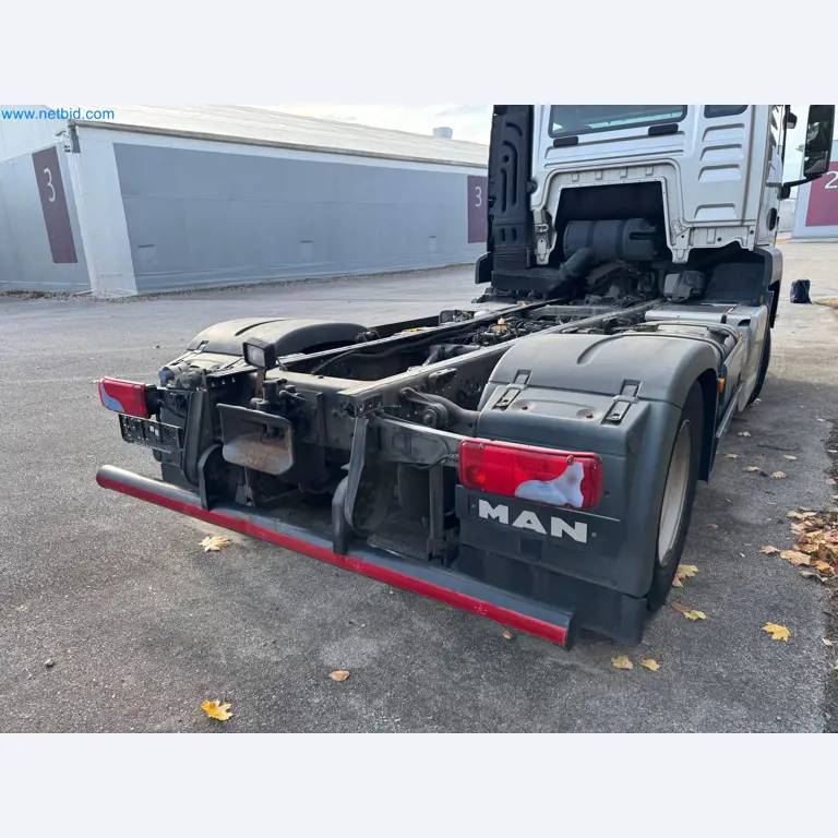 Machines and vehicles of a stage and building services engineering company-20