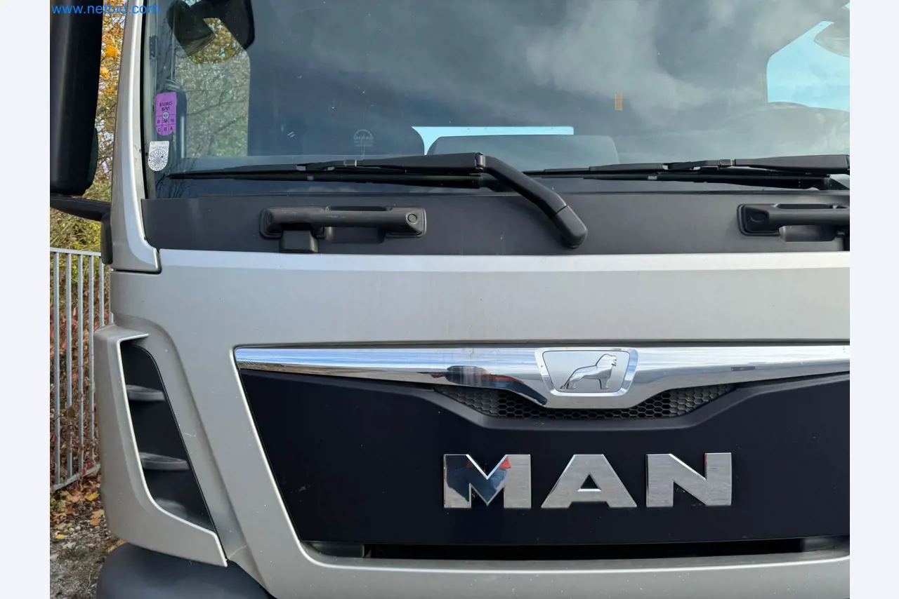 Machines and vehicles of a stage and building services engineering company-45