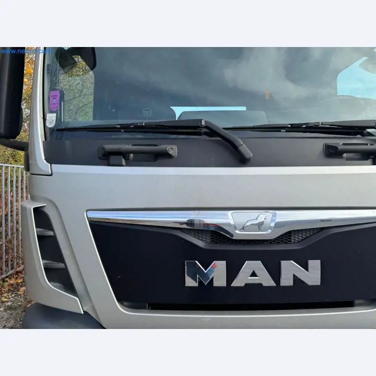 Machines and vehicles of a stage and building services engineering company-45