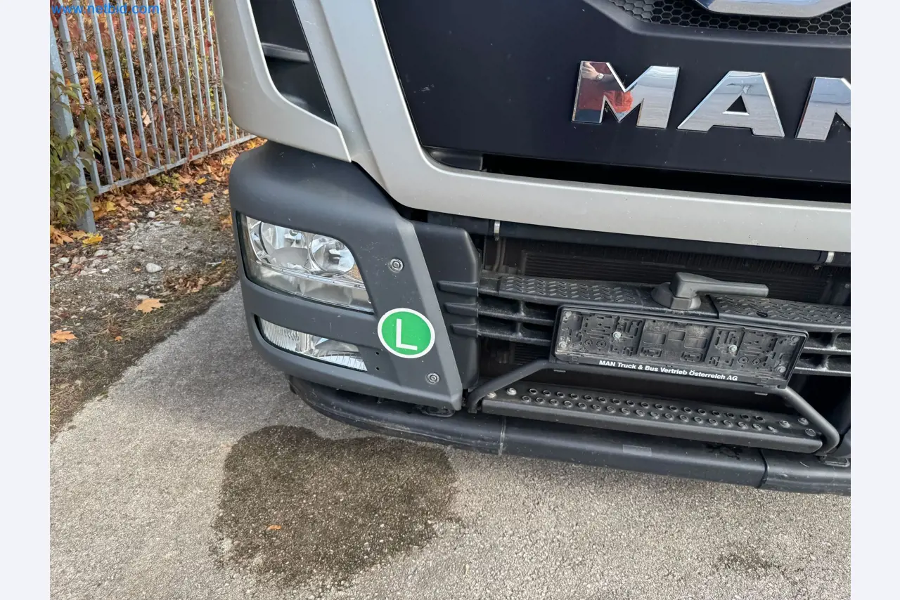 Machines and vehicles of a stage and building services engineering company-47