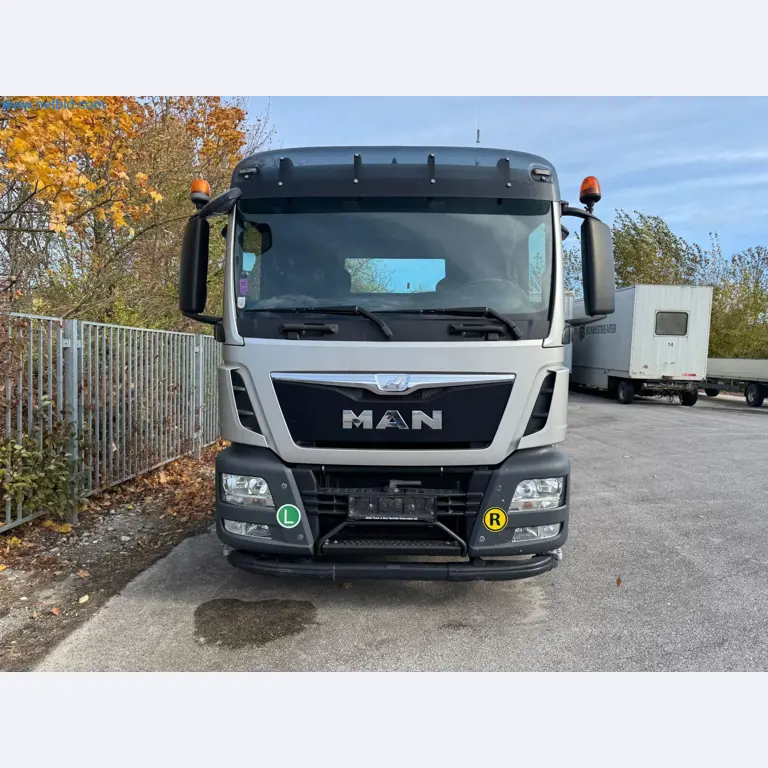 Machines and vehicles of a stage and building services engineering company-5