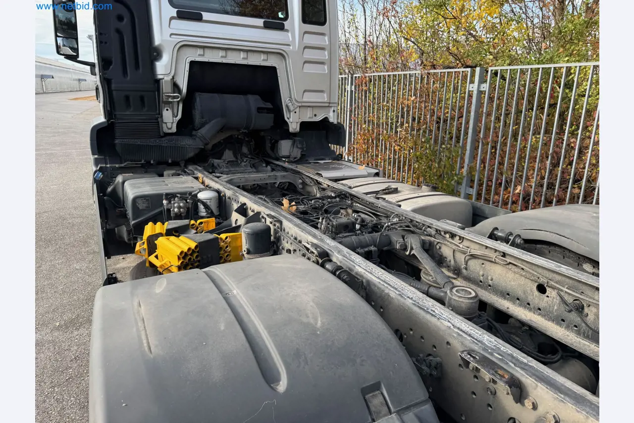 Machines and vehicles of a stage and building services engineering company-84