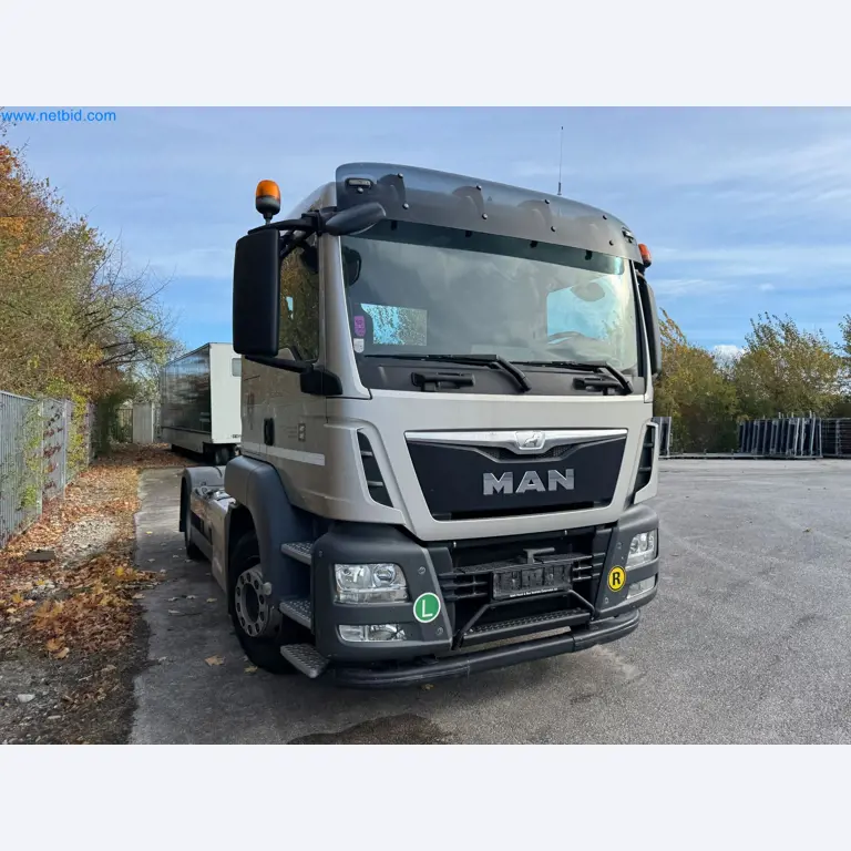 Machines and vehicles of a stage and building services engineering company-8