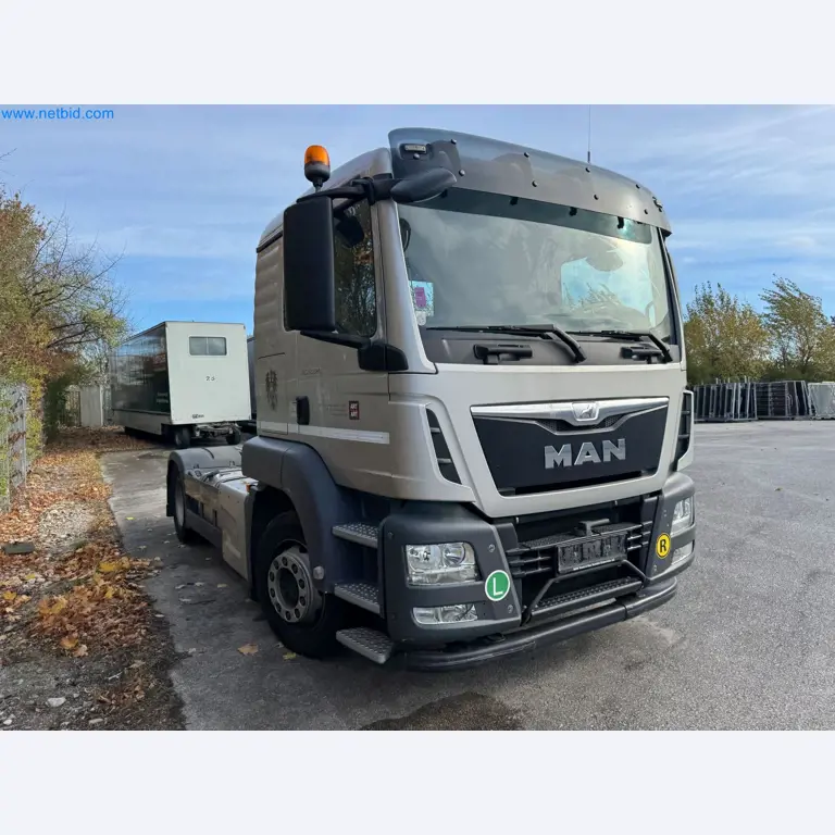 Machines and vehicles of a stage and building services engineering company-9